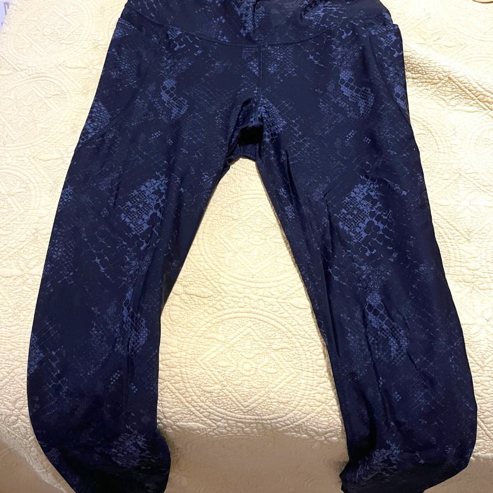 Black Old Navy Elevate Leggings